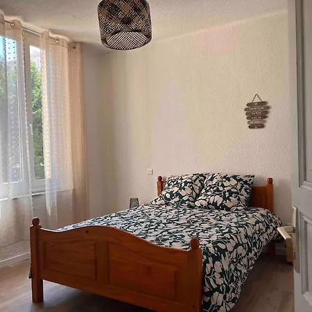 Apartment A 2 Pas Des Halles, Joli T2 Terrasse *